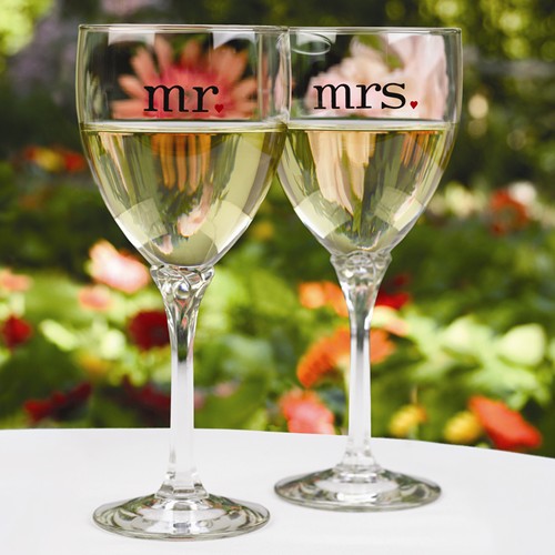 Mr & Mrs wine glasses